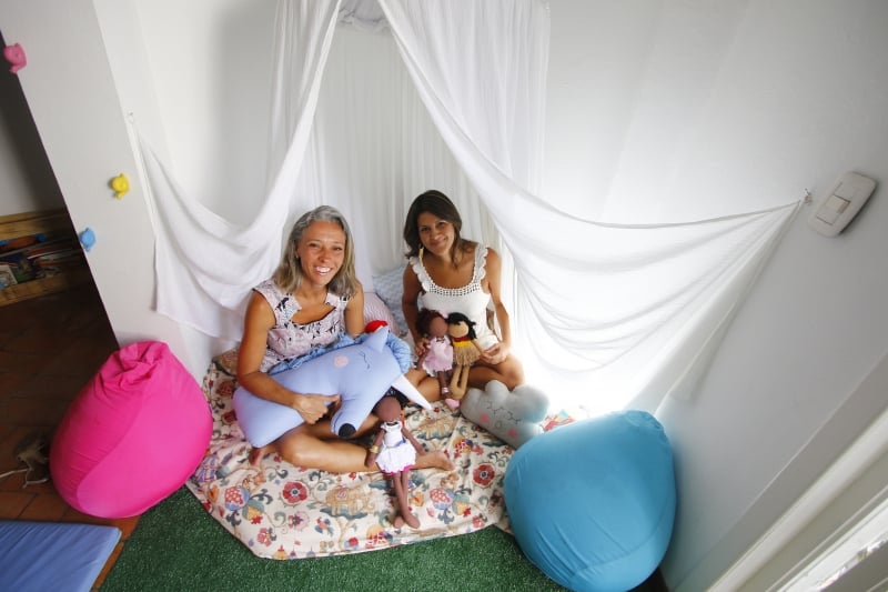 Pauta GeraçãoE na Casa do Bem, espaço com atividades para crianças e pais.  Fabiana Seelig Rosário  e Francine Finger Krüger .  