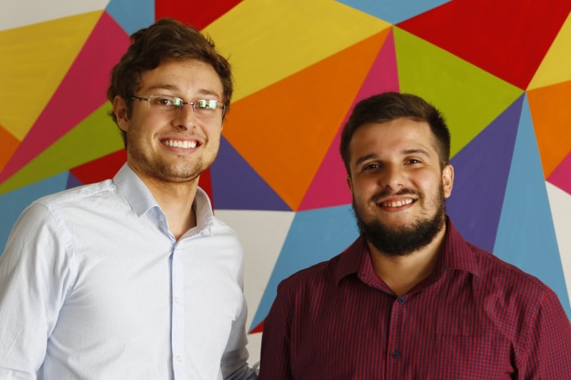 Entrevista com Rodrigo Medina e Heitor Rodrigues, da Emikatê (agência de marketing universitário) para matéria sobre jovens empreendedores. 