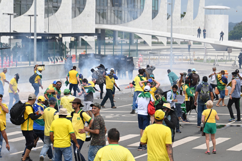 Porto Alegre passa a ter Dia do Patriota em alusão aos atos golpistas