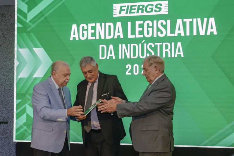 Indústria gaúcha lança agenda legislativa avaliando 56 projetos do