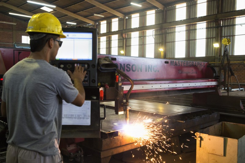 Maior impacto negativo veio do setor de Produtos de metal, com recuo de 7,3%