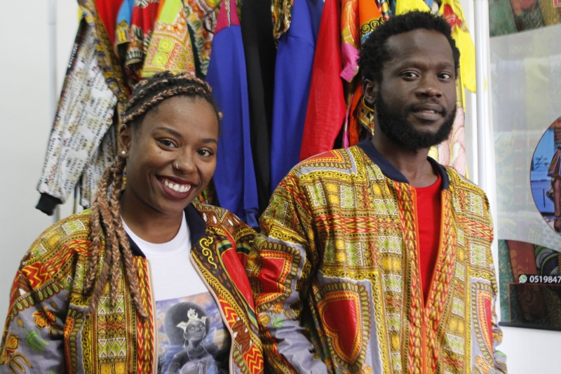 roupas e acessórios africanos