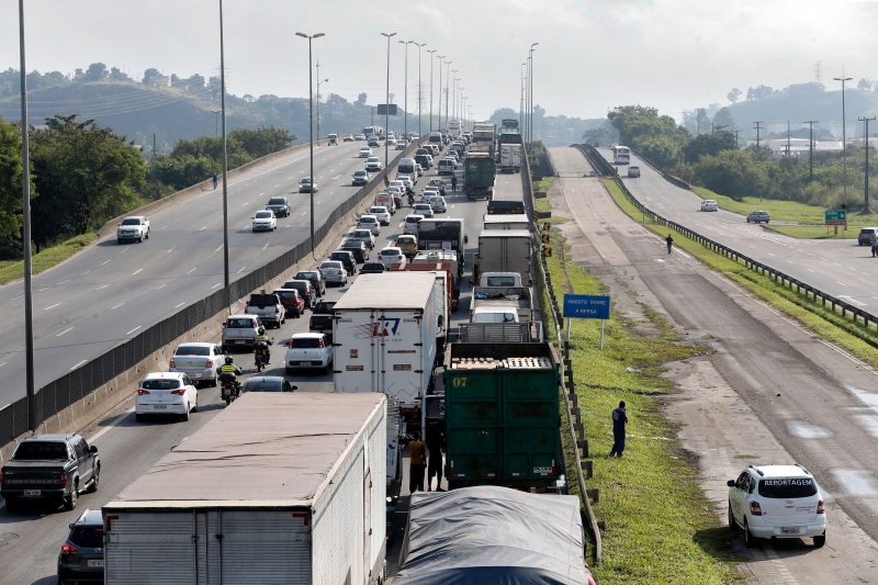 Financiamento será destinado à execução de obras nas rodovias Presidente Dutra (BR-116/RJ/SP) e Rio-Santos (101/RJ/SP)