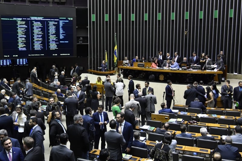 Congresso Derruba 13 Vetos Do Presidente Bolsonaro; Confira Os Principais