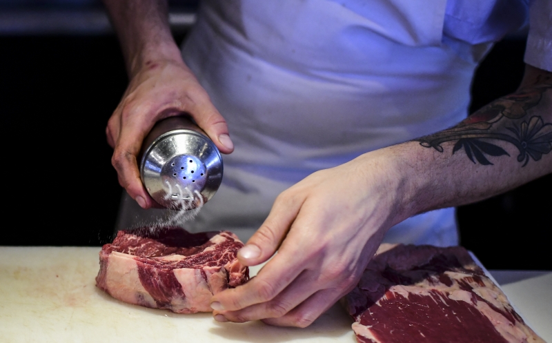 Carne bovina, cana-de-açúcar e algumas frutas devem elevar a inflação da alimentação no domicílio brasileiro