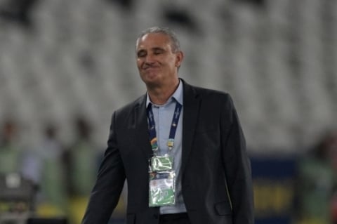 Com o nome de Tite caindo por terra, Grêmio segue em busca de treinador