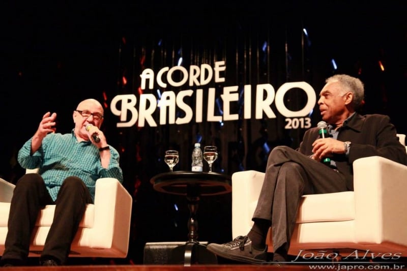 Crítico musical declara admiração por Gil, com quem esteve no festival Acorde Brasileiro em 2013