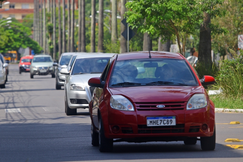 Em junho, foram comercializados, no RS, um volume 4,09% maior de carros leves sobre maio