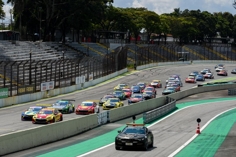 Comentários de domingo: Corrida de Duplas da Stock Car 2022