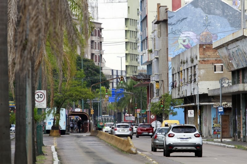 Avenida Farrapos atravessa toda a região conhecida como 4º Distrito