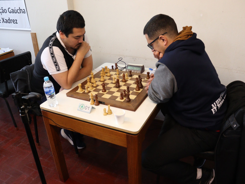 A partida de xadrez mais esperada
