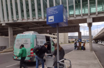 Uber pescador: motoristas ilegais disfarçados roubam corridas em aeroporto  - 28/11/2022 - UOL Carros