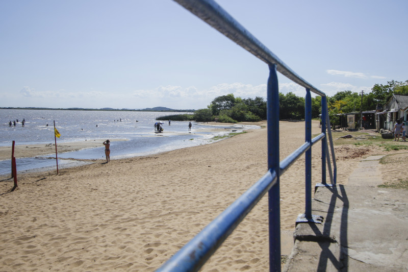 Praias do Lami e Belém Novo, em Porto Alegre, apresentam águas
