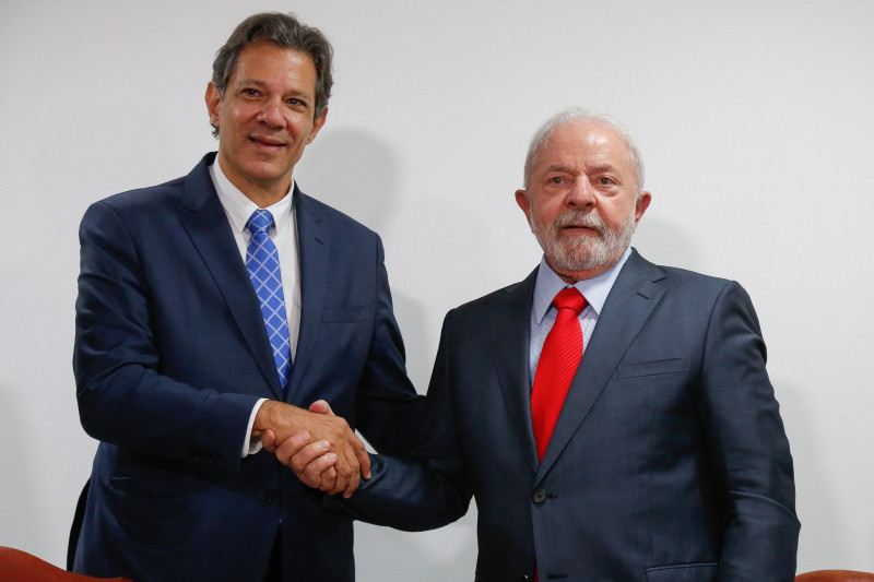 Lula acredita ser saudável ter uma relação de divergências com seus ministros