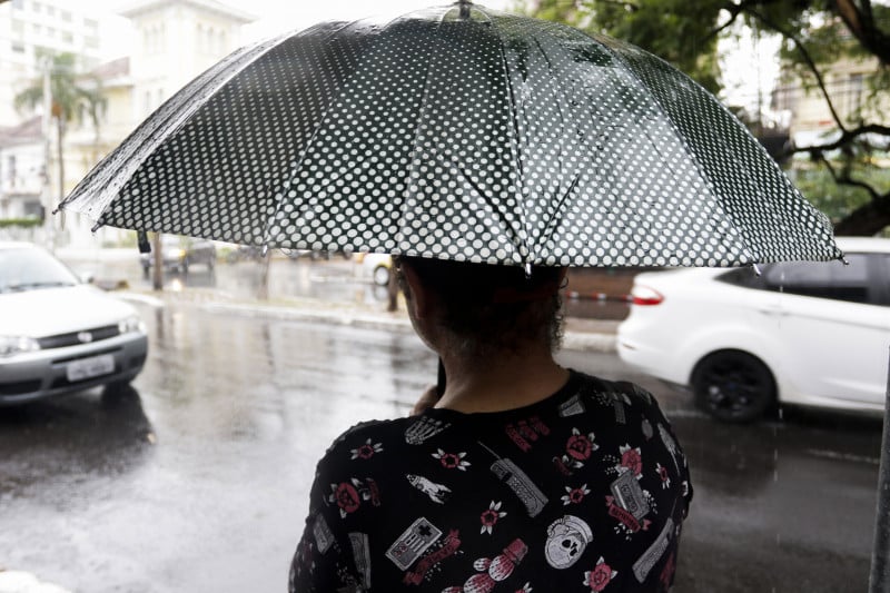 Porto Alegre deve ter pancadas de chuva durante a quinta-feira