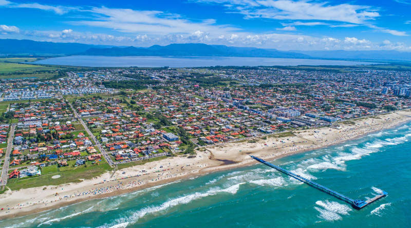 Balneários precisam ampliar estruturas de tratamento de esgoto para receber novas construções