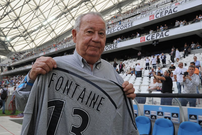 Just Fontaine, maior artilheiro em apenas uma Copa do Mundo, morre aos 89  anos