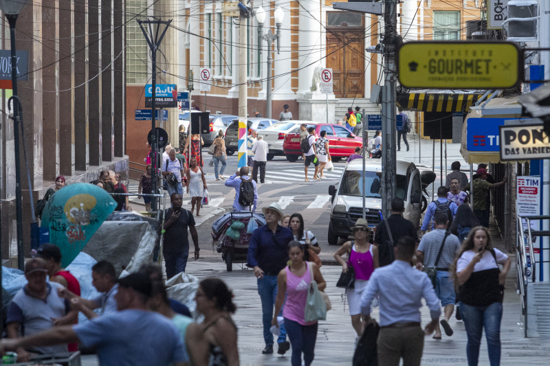 Brasil deverá atingir seu número máximo de habitantes, estimado em 220,43 milhões de pessoas