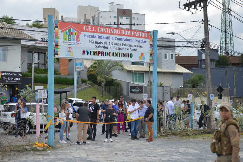 Creche Cantinho do Saber viveu uma manhã de pânico e comoção nesta quarta-feira, em Santa Catarina