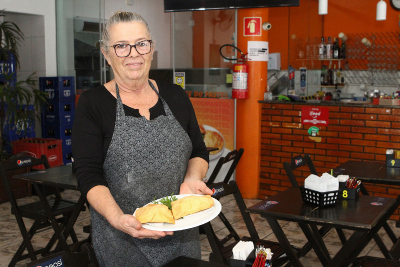 Nova Bréscia Lanches completa 36 anos em mesmo ponto no bairro São Geraldo