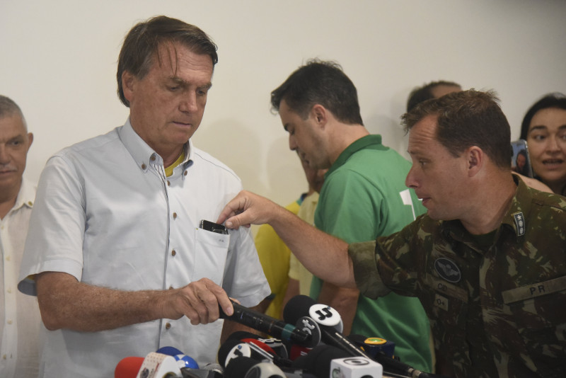 A perícia não encontrou provas de que o material foi encaminhado a Bolsonaro pelo celular