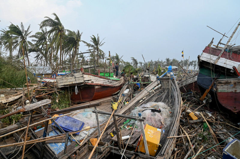 Tempestade de categoria cinco, a maior na escala, provocou destruição com ventos de até 210 km/h
