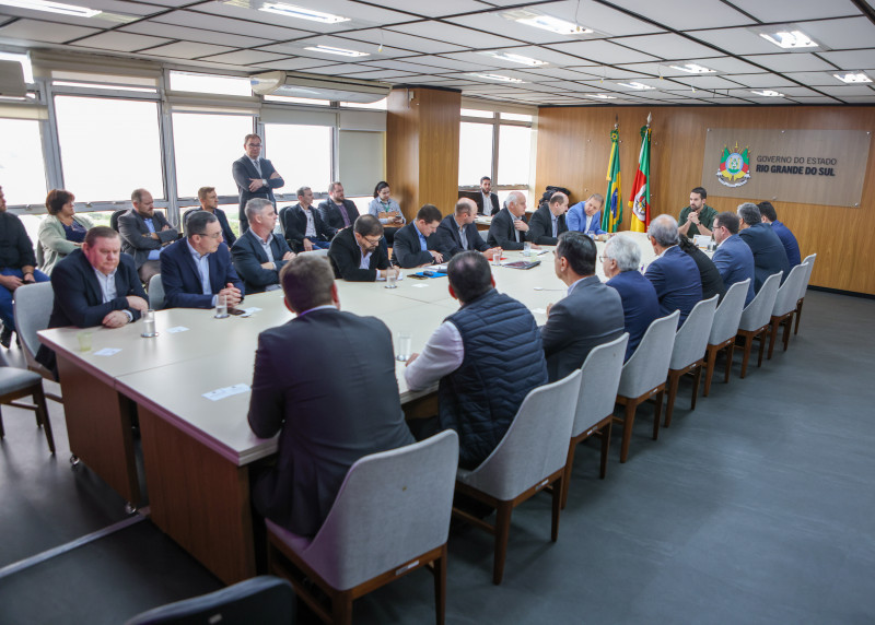 Reunião de emergência mobilizou governo em busca de uma solução