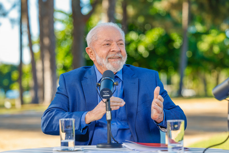 Presidente brasileiro se encontra com pontífice nesta quarta-feira