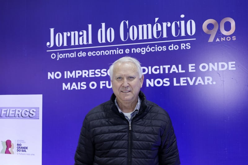 {'nm_midia_inter_thumb1':'https://www.jornaldocomercio.com/_midias/jpg/2023/06/25/206x137/1_tm_230623_mapa_economico_pelotas__32_-10249042.jpg', 'id_midia_tipo':'2', 'id_tetag_galer':'', 'id_midia':'6498b0cd4b9cb', 'cd_midia':10249042, 'ds_midia_link': 'https://www.jornaldocomercio.com/_midias/jpg/2023/06/25/tm_230623_mapa_economico_pelotas__32_-10249042.jpg', 'ds_midia': 'João Carlos Deschamps, Diretor de Relações Institucionais do Parque Tecnológico - Pelotas/RS. Painel para Mapa Econômico do RS, em Pelotas. Jornal do Comércio 90 anos  ', 'ds_midia_credi': 'TÂNIA MEINERZ/JC', 'ds_midia_titlo': 'João Carlos Deschamps, Diretor de Relações Institucionais do Parque Tecnológico - Pelotas/RS. Painel para Mapa Econômico do RS, em Pelotas. Jornal do Comércio 90 anos  ', 'cd_tetag': '1', 'cd_midia_w': '800', 'cd_midia_h': '533', 'align': 'Left'}