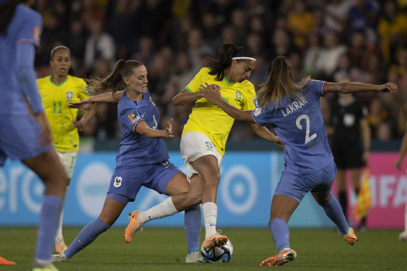 Um pênalti por jogo? Copa do Mundo Feminina já entra para a história do  futebol no segundo dia