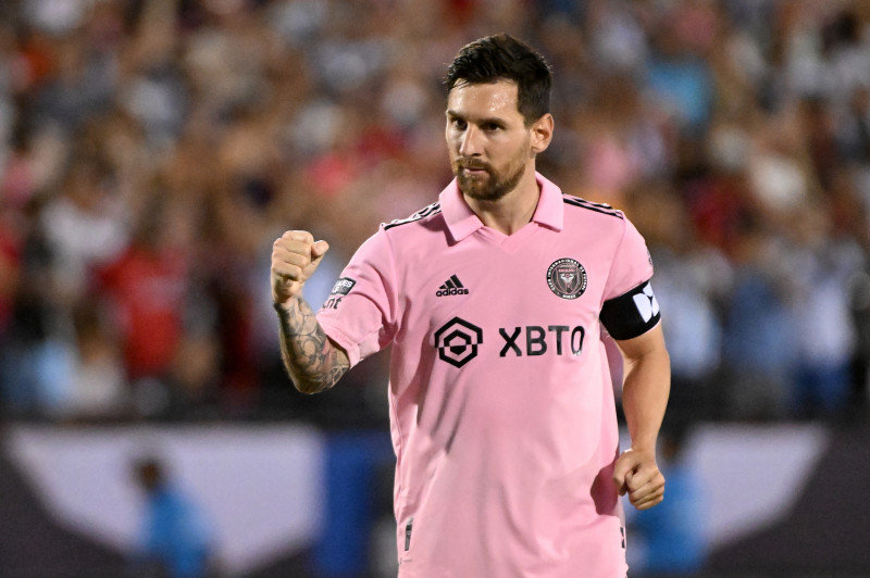 Messi comemora após marcar um gol pelo Inter Miami sobre o Dallas