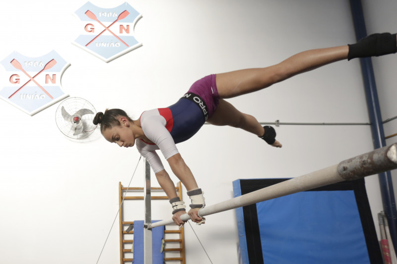Atleta do GNU integra seleção brasileira no Mundial de ginástica artística