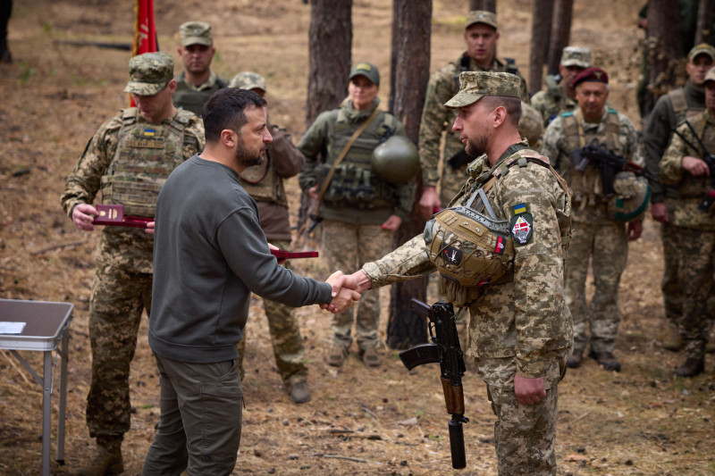 Zelensky diz ter recebido o equivalente a R$ 500 bilhões em ajuda militar direta até o fim de julho
