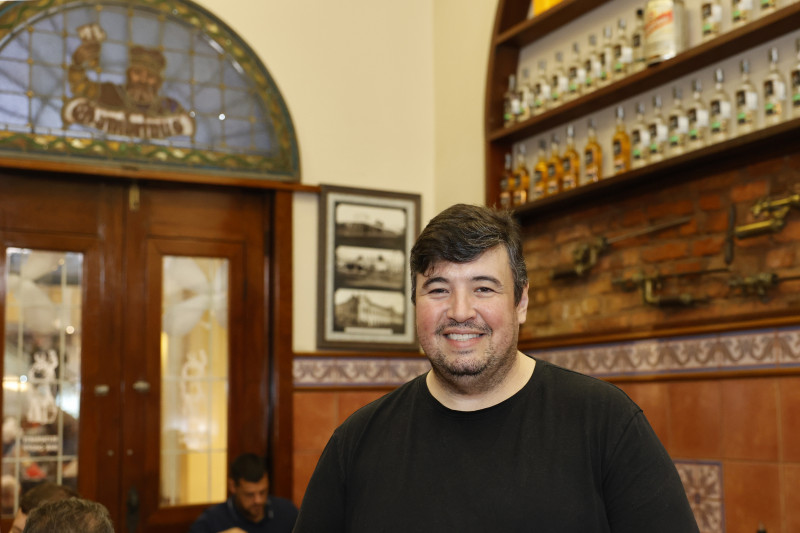 João Melo, proprietário do Gambrinus no Mercado Público, prevê reabertura do restaurante no final de junho 