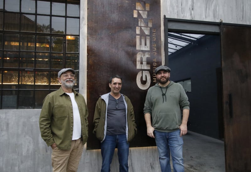 L&uacute;cio Vargas, Bruno Klein e Rafael Rhoden est&atilde;o por tr&aacute;s do Grezz, novidade em Porto Alegre Foto: FERNANDA FELTES/JC