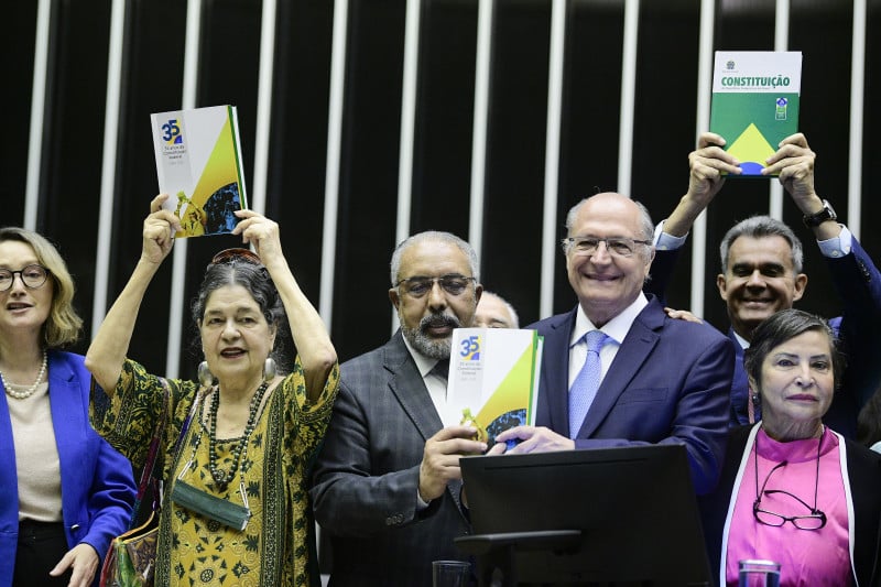 Congresso Nacional Celebra Os 35 Anos Da Constituição