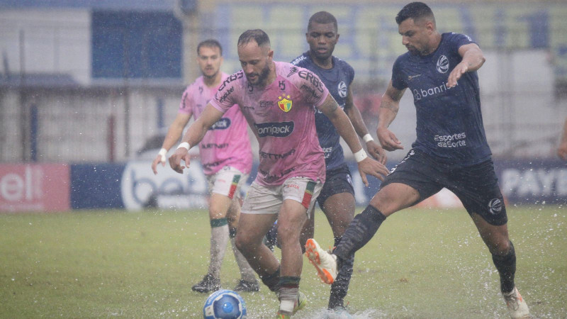 São Jose e Brusque ficaram apenas no 0 a 0, no Estádio Augusto Bauer