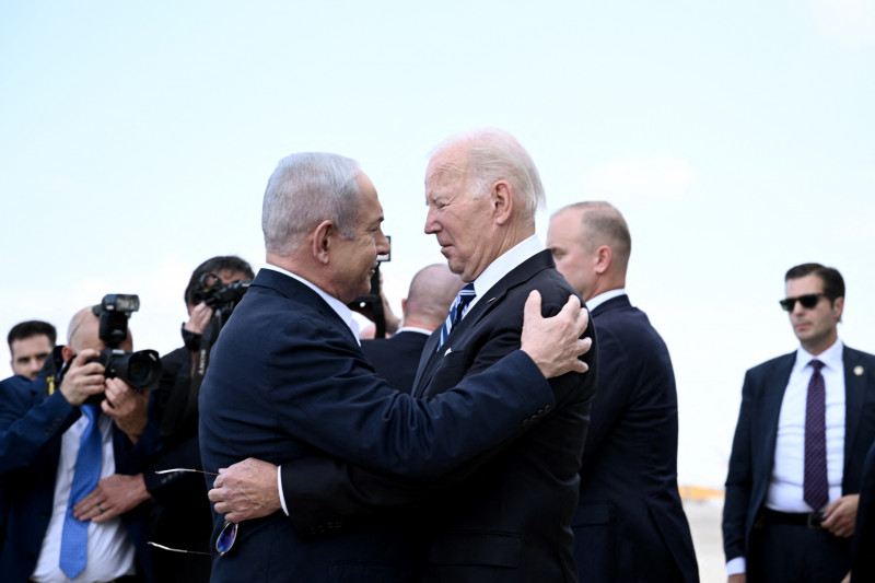 "Joe, quero agradecê-lo por vir aqui hoje", disse Netanyahu ao líder americano