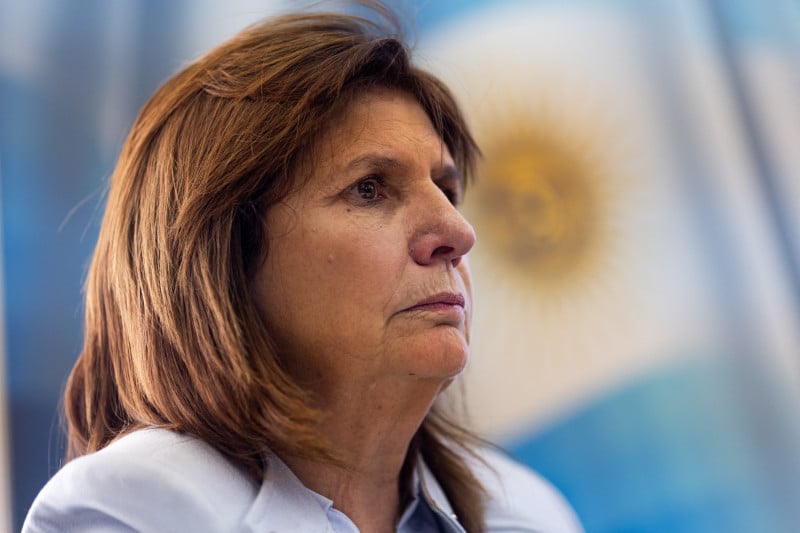  Ministra de Segurança da Argentina, Patricia Bullrich, se referiu ao ocorrido como um ato quase de guerra