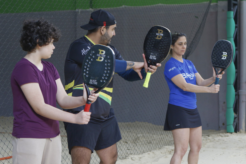 SC terá dez novas arenas esportivas para prática de beach tennis; veja onde