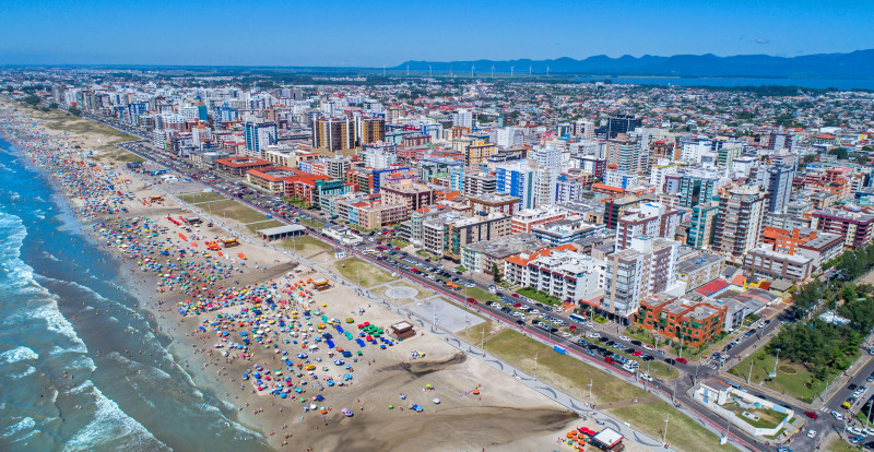 Número de habitantes de Capão da Canoa teve alta de 51% entre 2010 e 2022; população dispara no verão