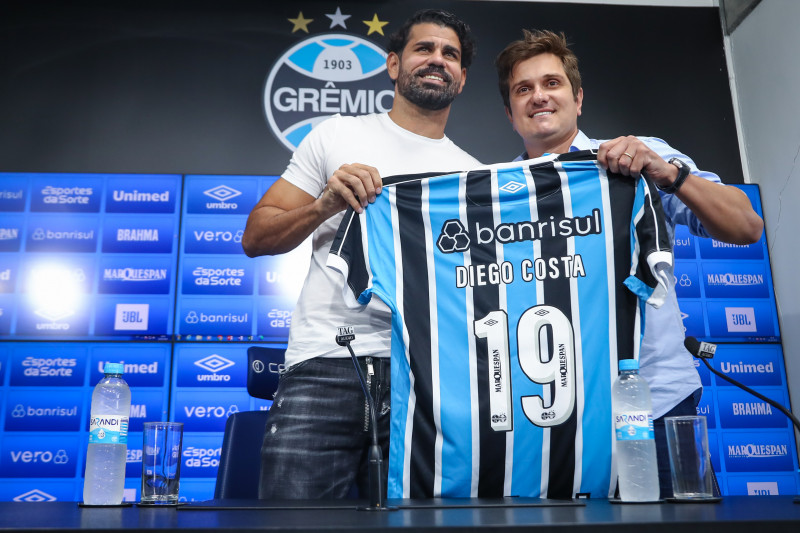 A atacante se apresentou ao Grêmio na semana passada, mas está parado desde 3 de dezembro