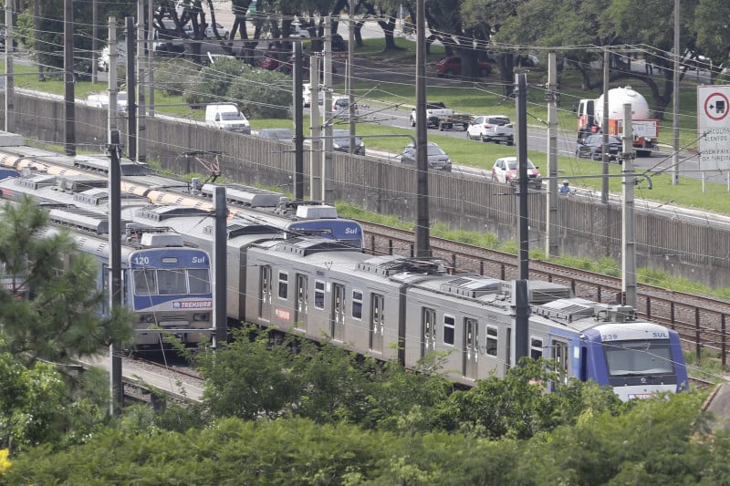 Serão transportados 1 mil passageiros de meia em meia hora