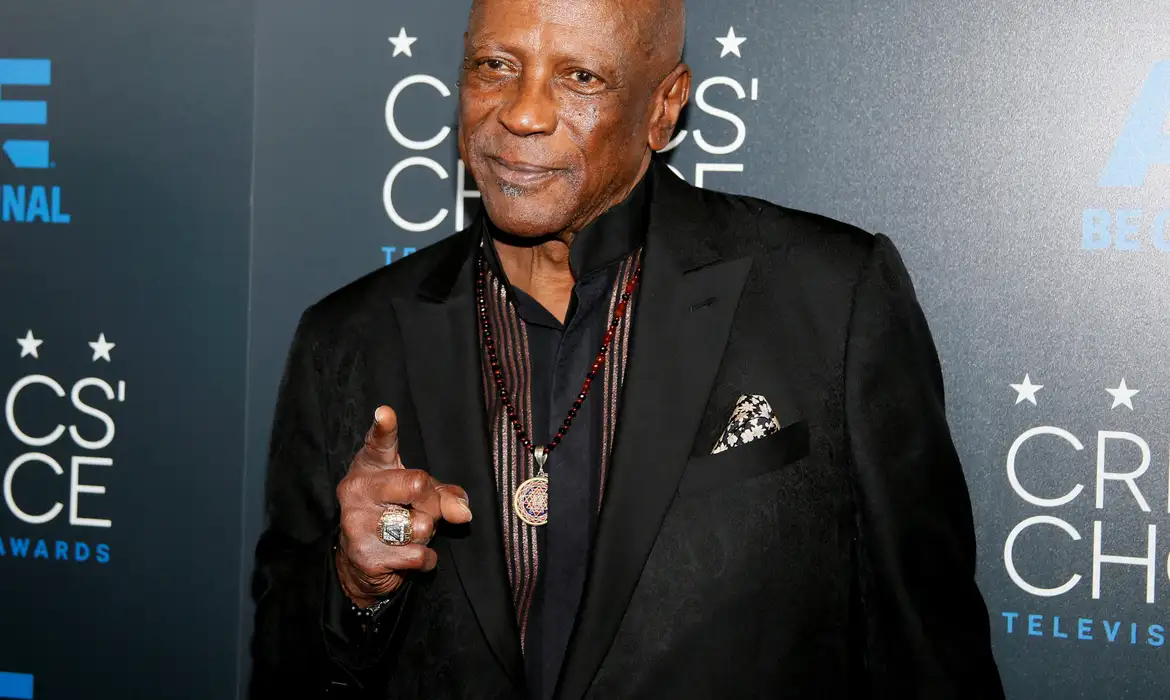 Morre Louis Gossett Jr, primeiro negro a vencer o Oscar de melhor ator  coadjuvante