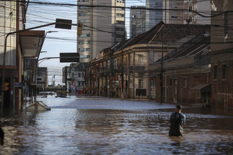 Iniciativa irá reverter em ajuda à população diretamente atingida pelas enchentes no Estado