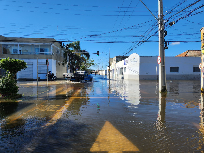 Município do Sul do Estado segue com serviços inoperantes em diversas áreas devido à enchente