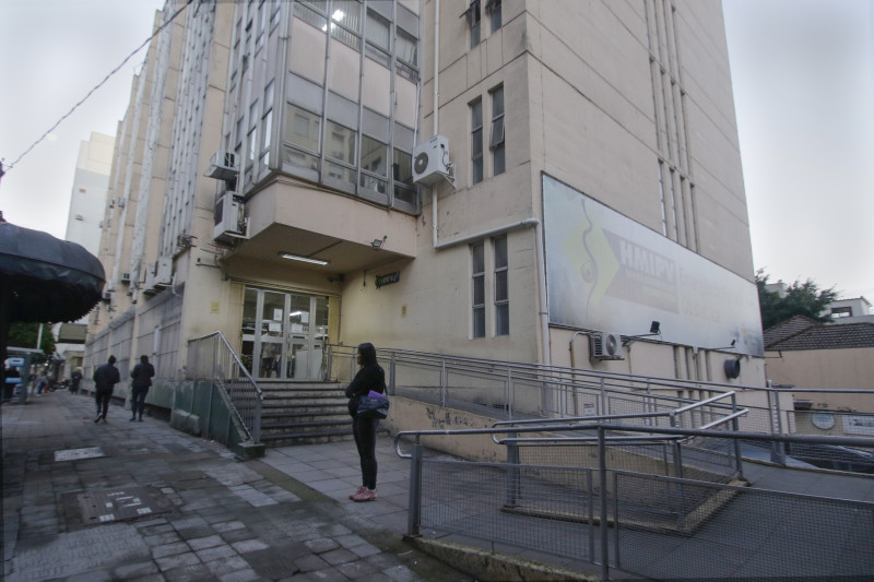 Hospital Materno Infantil Presidente Vargas (HMIPV), segue sendo abastecido por caminhões-pipa