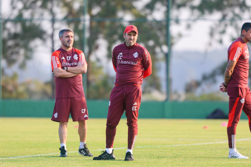 Time de Coudet pode chegar com a liderança garantida na última rodada