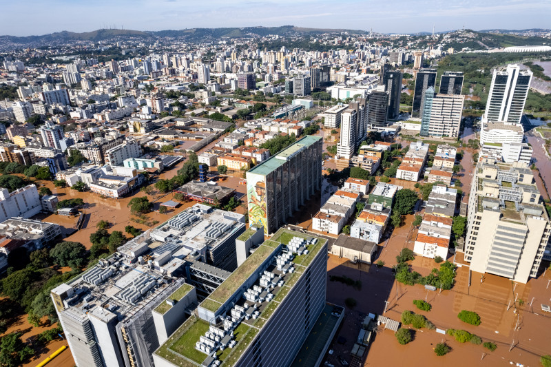 Presidente da entidade, Luiz Carlos Bohn, avalia que valores dos empréstimos são insuficientes para salvar a economia gaúcha e defende auxílio trabalhista e menos tributos