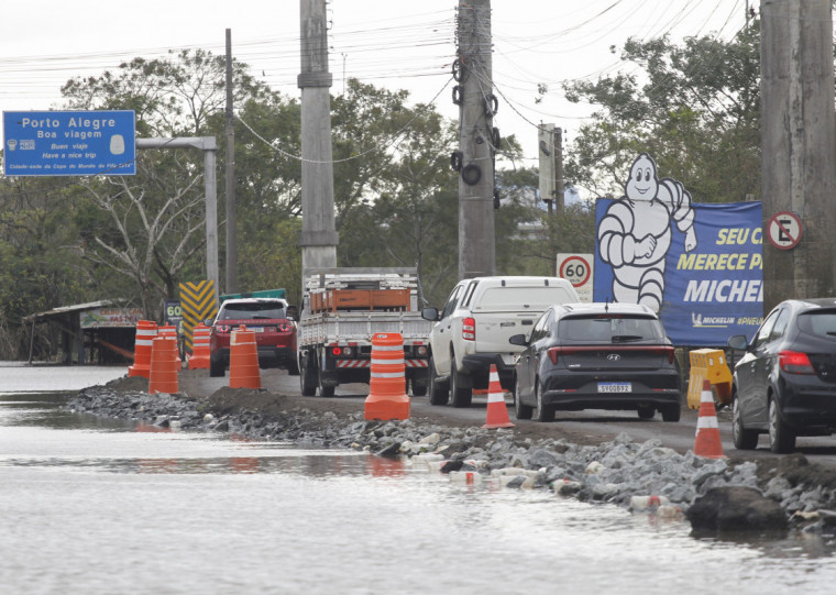 O trecho está localizado na avenida Assis Brasil, entre a Fiergs e a Freeway